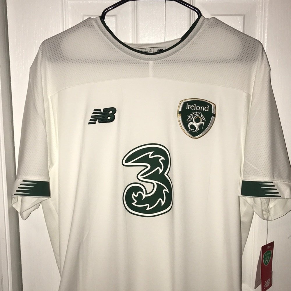 New Balance Ireland Away jersey size large